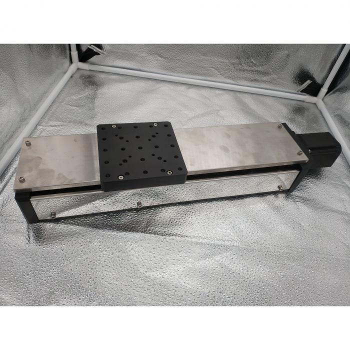 Motorized Linear Translation Stage with Dust Cover: J03DP(50-500)
