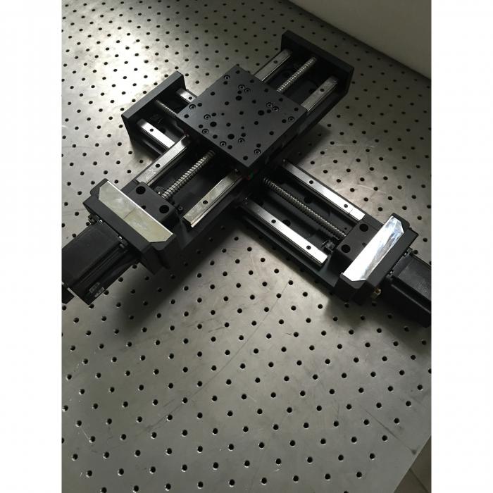 Motorized XY Micro Positioning Table: J03DP-XY1010